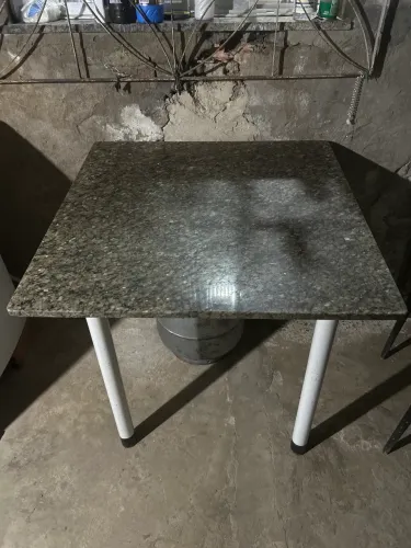 Mesa de mármore