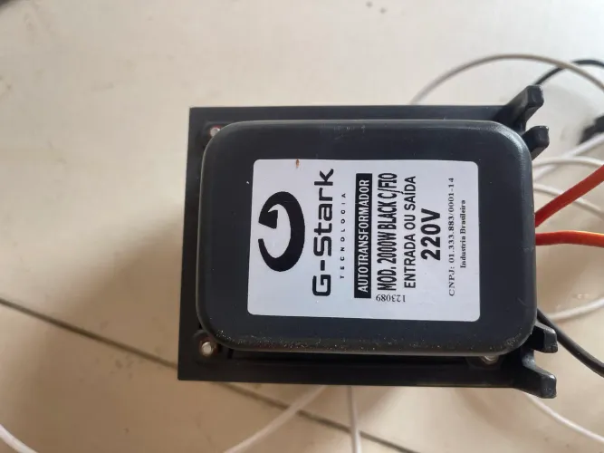 TRANSFORMADOR 127 / 220