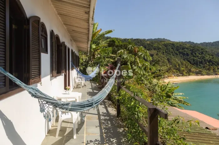 Pousada em Praia de Meros, Angra dos Reis