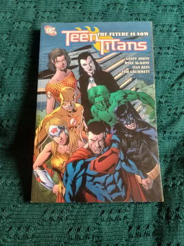 Teen Titans / Jovens Titãs Encadernado americano DC Comics