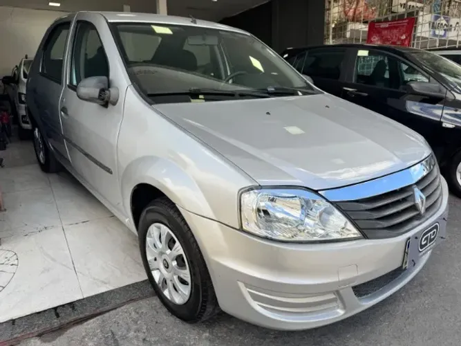 Renault Logan Authentique Hi-flex 1.0 16V 4P 2011