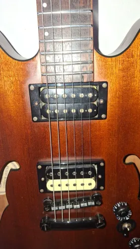Semi Acústica Condor JC501