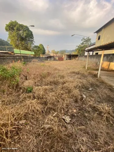 Terreno para Venda em Nova Iguaçu, Tinguá, 1 banheiro, 1 vaga