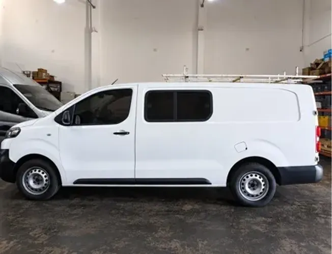 Citroen Jumpy Furgão Pack 1.6 Turbo Diesel 2022