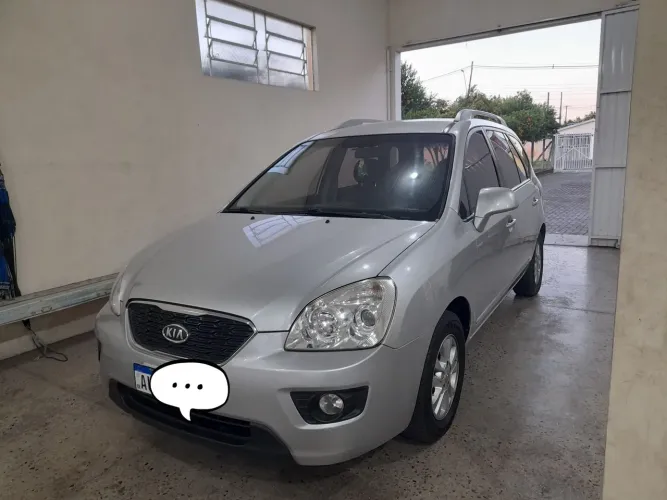 Kia Motors Carens EX 2.0 16V Aut. 2012
