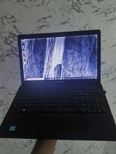Notebook Samsung 15" core i5 de 3° ger + 8gb + 128gb SSD seminovo !