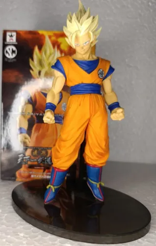 Action Figure Goku Super Saiyajin Banpresto SCultures Original