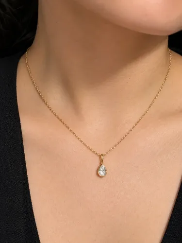 Correntinha de ouro com pingente de ouro