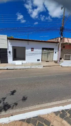 Casa com ponto comercial na avenida principal do porto alegre