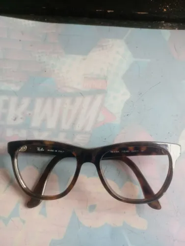 Armação de óculos Rayban original mod rb4184