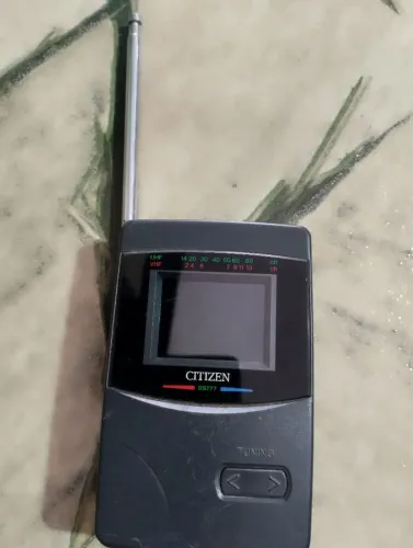 Antiga Mini TV portátil analógico Citizen.