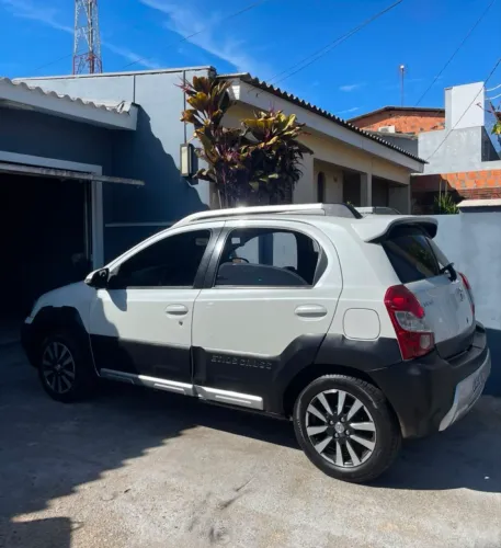 Toyota Etios Cross 1.5 Flex 16V 5P Aut. 2018