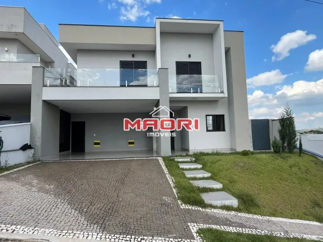 Casa à venda no Condomínio Vivenda das Pitangueiras em Valinhos