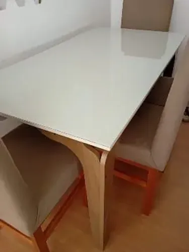Vendo conjunto mesa com 4 cadeiras forma de pagamento pix ou cartão