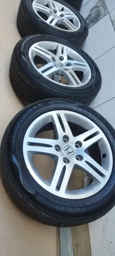 Jodo de R Honda Civic EXS Com Pneus 