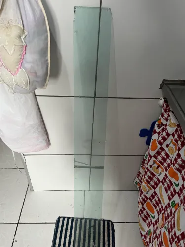 Prateleira de vidro 