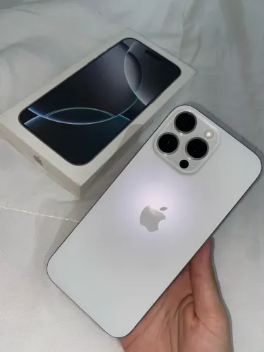 iPhone 16 pro max 256gb