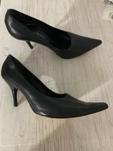 Scarpin Couro Samarra