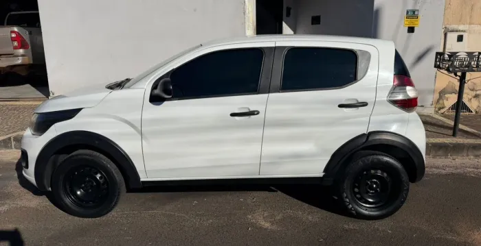 Fiat Mobi Like 1.0 Fire Flex 5P. 2021