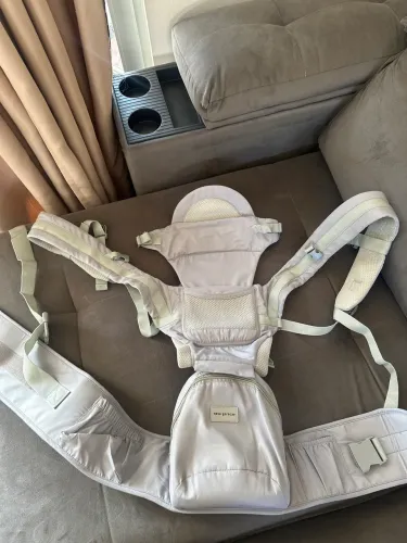 Banco de cintura para bebê, Canguru passeio