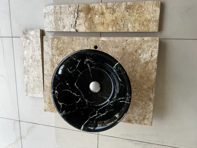 Pia para banheiro em granito travertino 70 x 50 com Cuba sopreposta