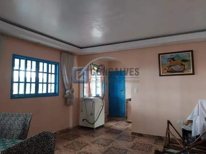 Prédio Comercial à Venda | 512 m² Internos + 294 m² de Terreno em Jardim do Estádio, Santo