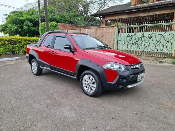 Fiat Strada Adv.1.8 16V Locker Dualo. Flex CD 2013