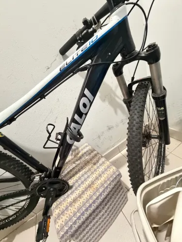 Montain bike Caloi Elite10