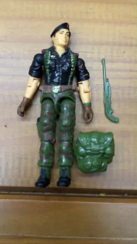 GI JOE Comandos em Ação - Oficial Muralha