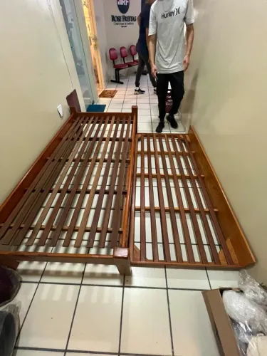 Sofá Cama / Bicama Solteiro Madeira Maciça Verniz Coisa BOA!