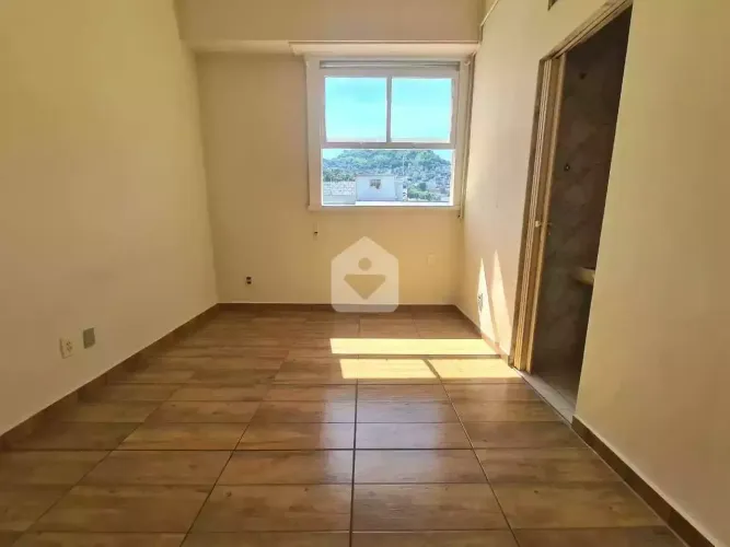 Quarto e sala, andar alto - Catete - Rio de Janeiro/RJ