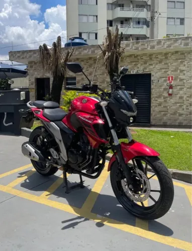 Fzr 250 2023 ( Financio e Parcelo no Boleto )