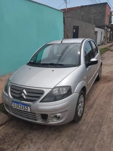 Citroen C3 GLX 1.4/ GLX Sonora 1.4 Flex 8V 5P 2012