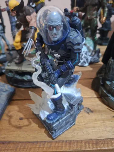 MR FREEZE Iron Studios