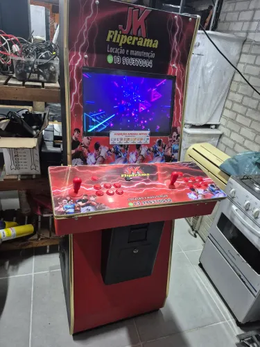 MÁQUINA DE FLIPERAMA SEMI NOVA COM 5000 MIL JOGOS, COM FICHEIRO/MOEDEIRO SÓ HOJE 2 MIL 