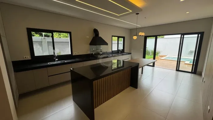 Casa com 3 suites e piscina no Condomínio Lazuli Piracicaba/SP