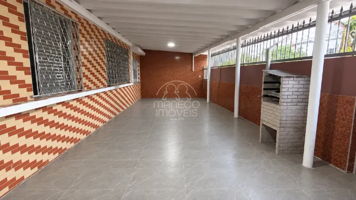 Casa residencial Semi-mobiliada- 3 dormitorios| garagem- Vila São Jorge, Santos