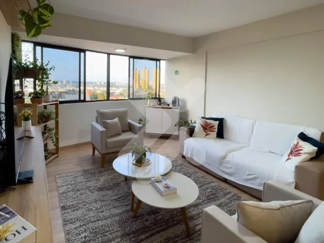 Apartamento reformado à venda no Renaissance Première | Nova Parnamirim | 67m²