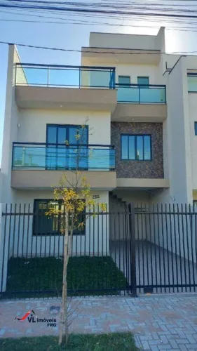 Triplex á venda no bairro Tarumã em Curitiba - PR