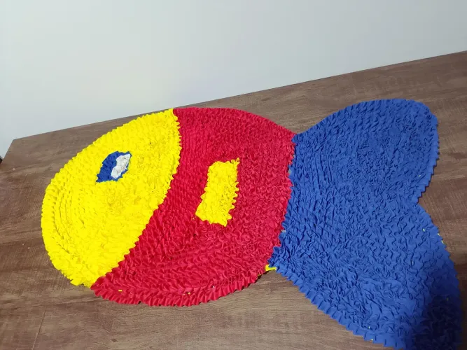 Tapete decorativo em Frufru ANTIDERRAPANTE