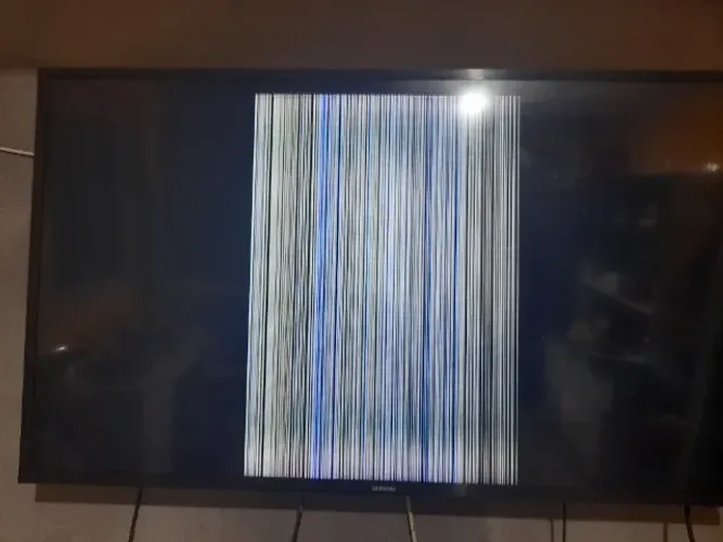 Tv para retirada de peças