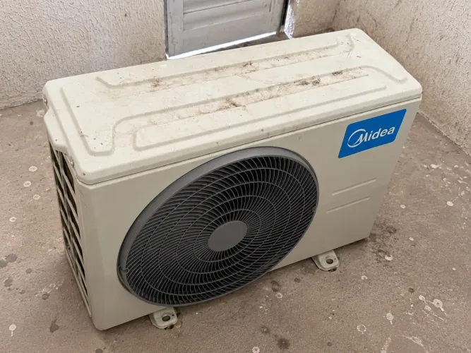 Ar-Condicionado Midea Inverter 18.000 BTUs Wi-Fi 220V - Nunca Usado