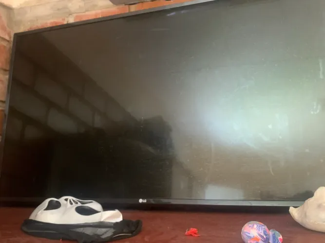 Televisão com avarias