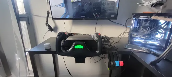 FLIGTH YOKE SYSTEM LOGITECH