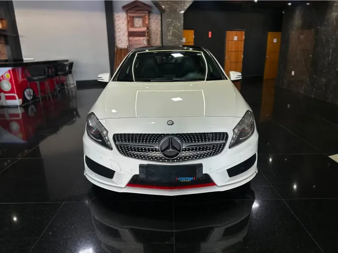 Mercedes-Benz A-250 2.0 TB Hatch 2015