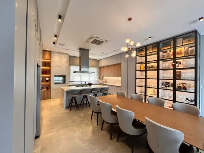 Supremo Itália  Onde o luxo encontra a perfeição - 623m²-6 Suítes-Morada dos Nobres-Cuiabá