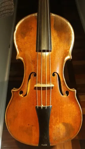 Violino barroco antigo