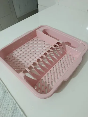 Escorredor de Louça na cor rosa ?