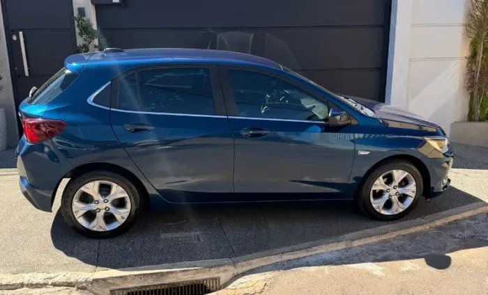 Chevrolet Onix Hatch Premier 1.0 12V TB Flex Aut. 4P 2020