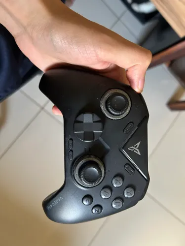 Flydigi Vader 4 Pro